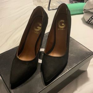 Black guess heels